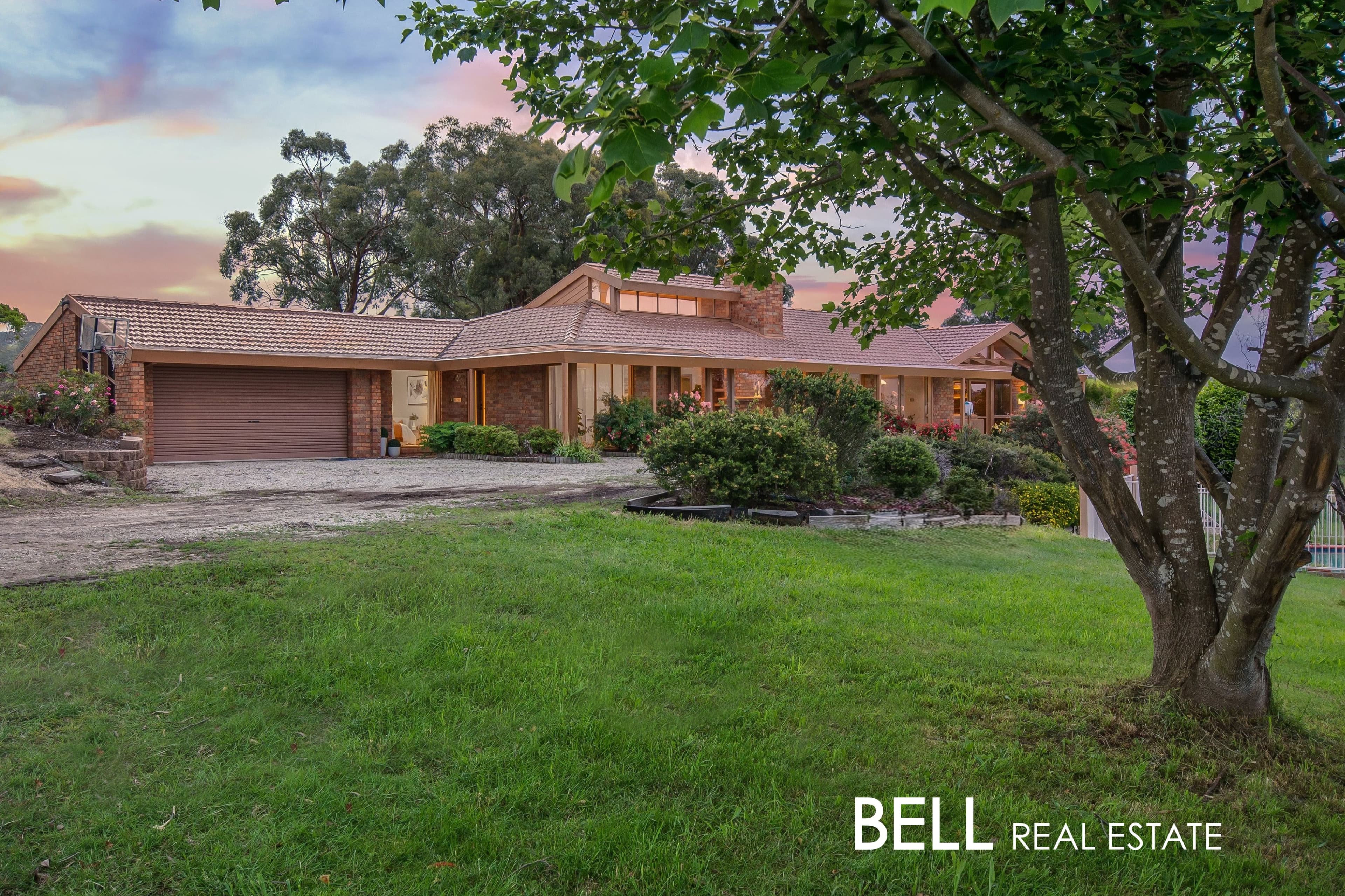 215 Holden Road, SEVILLE VIC 3139