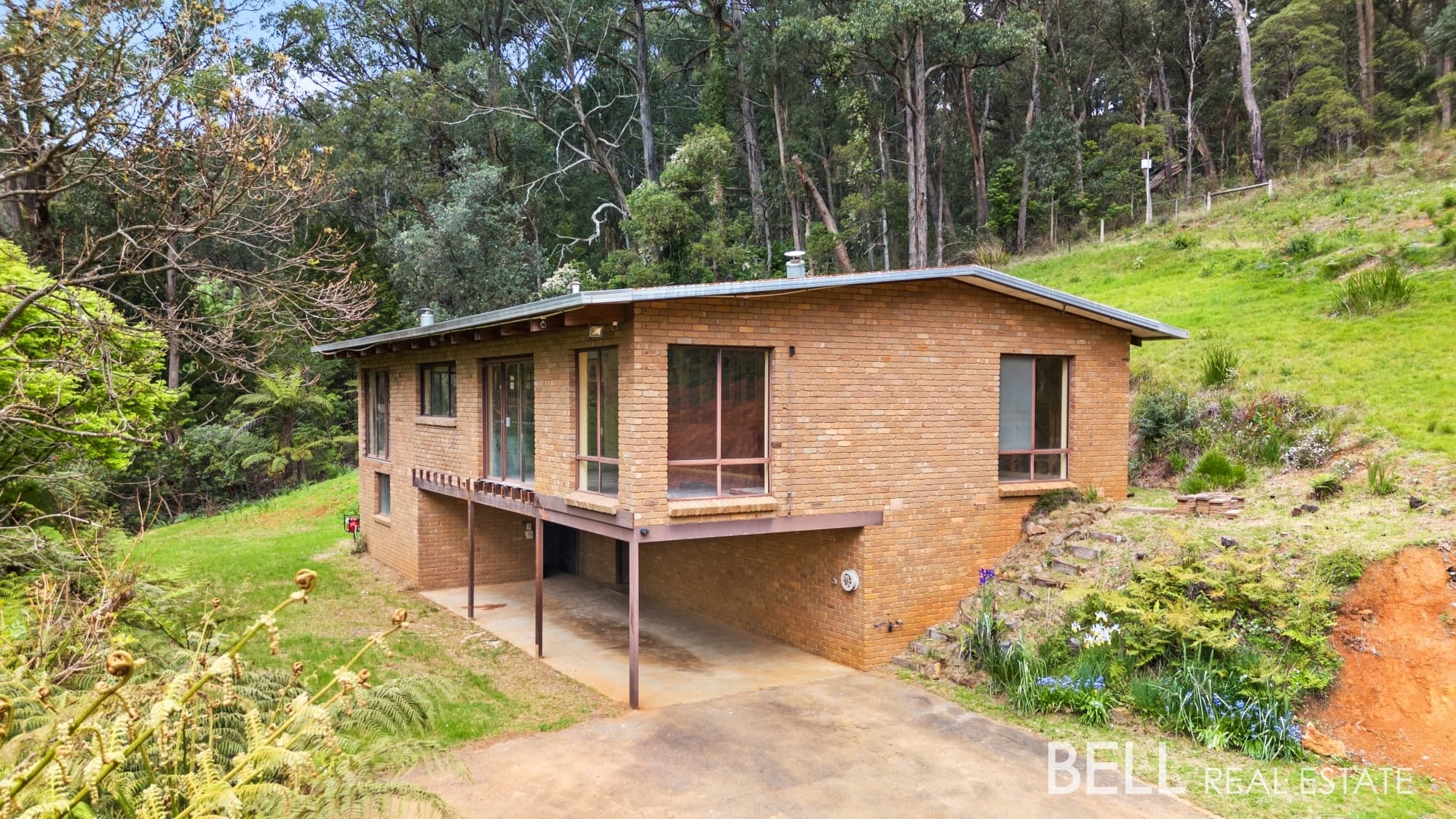 212 Basin Olinda Road, SASSAFRAS VIC 3787