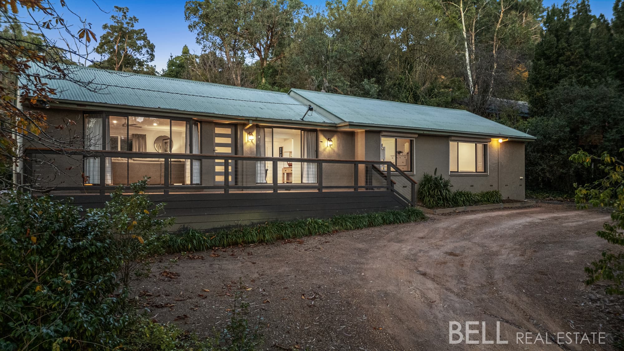 13 Warrawee Road, MOUNT EVELYN VIC 3796
