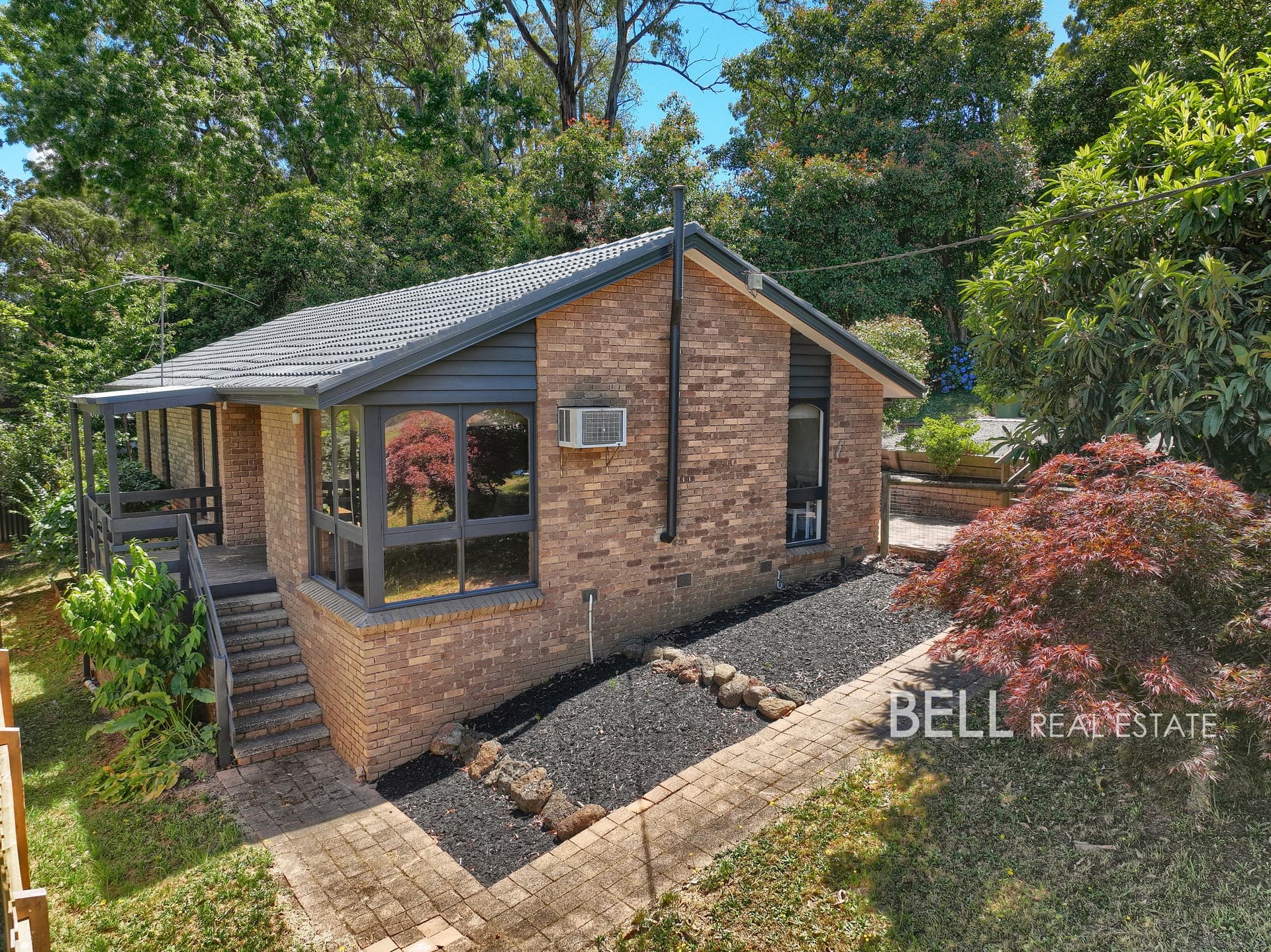 1b Devon Avenue, COCKATOO VIC 3781