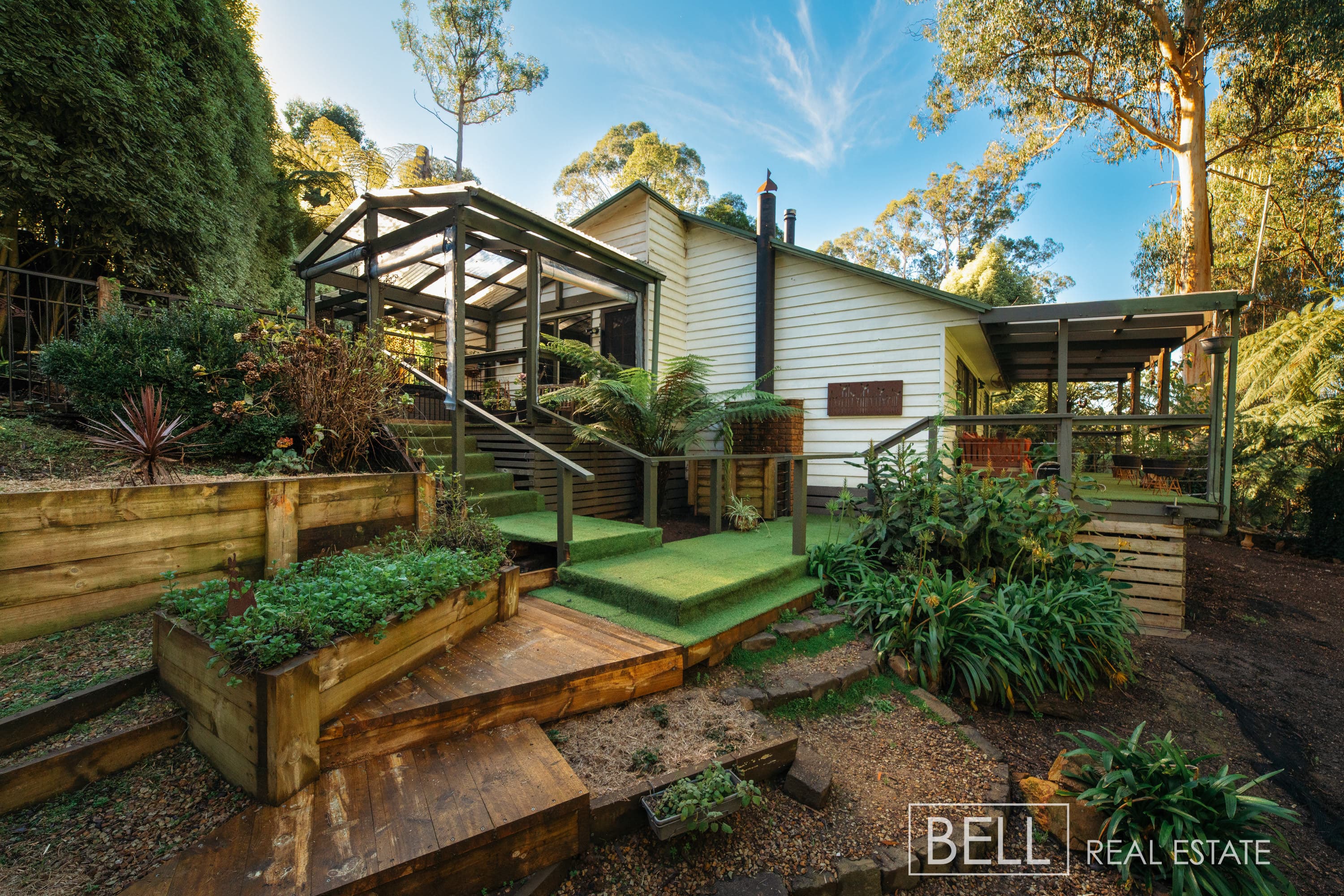 6 Forest Street, MONBULK VIC 3793