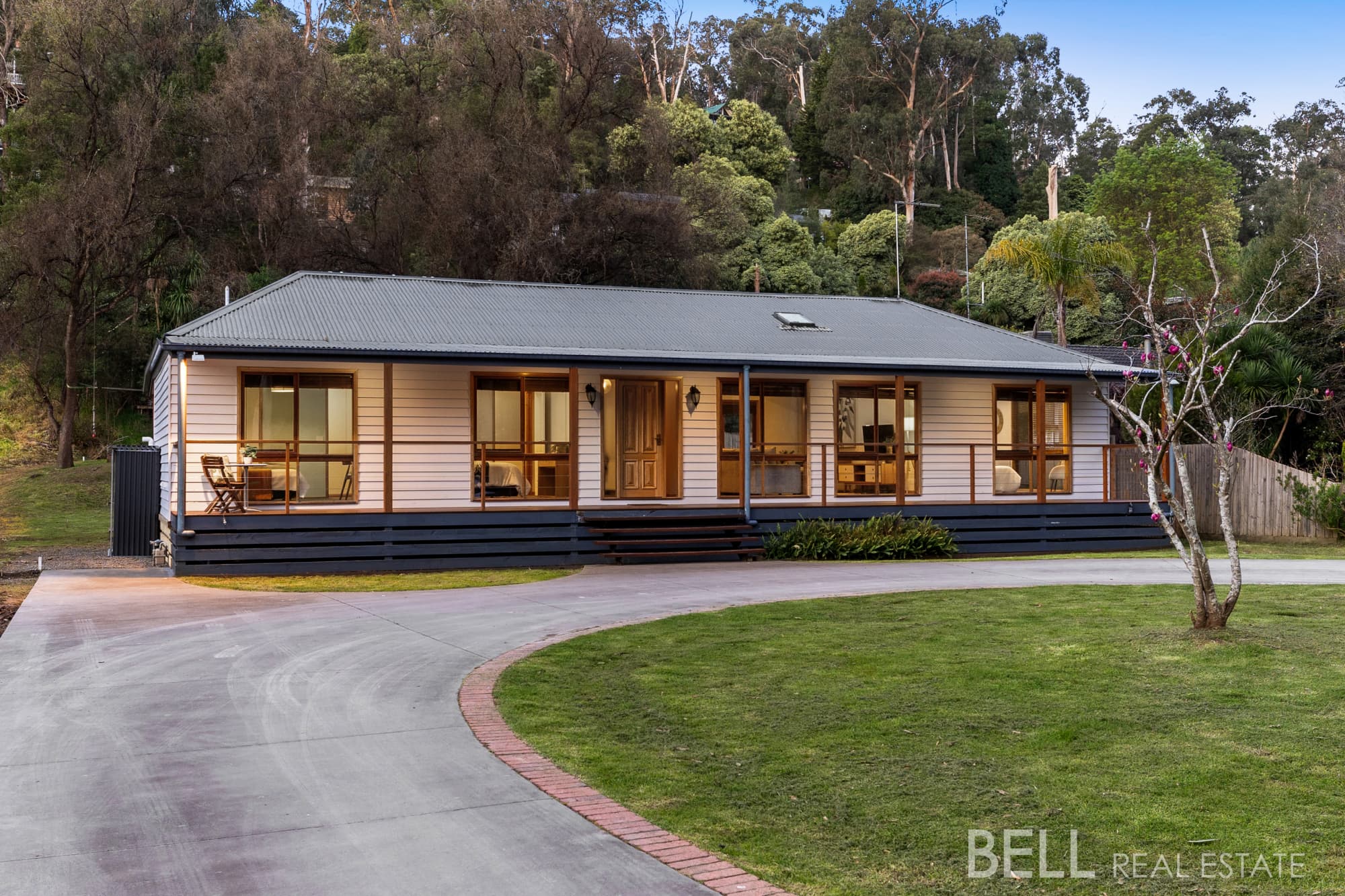 5 Apsley Road, BELGRAVE VIC 3160