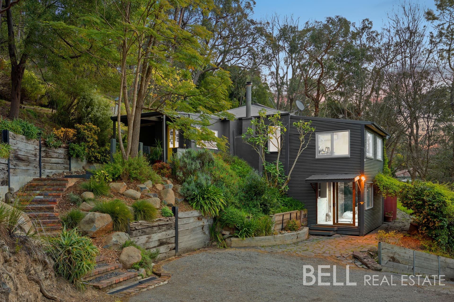 1070 Mount Dandenong Tourist Road, MONTROSE VIC 3765