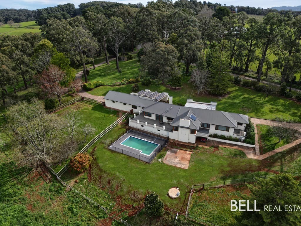 8 Cherry Road, AVONSLEIGH VIC 3782