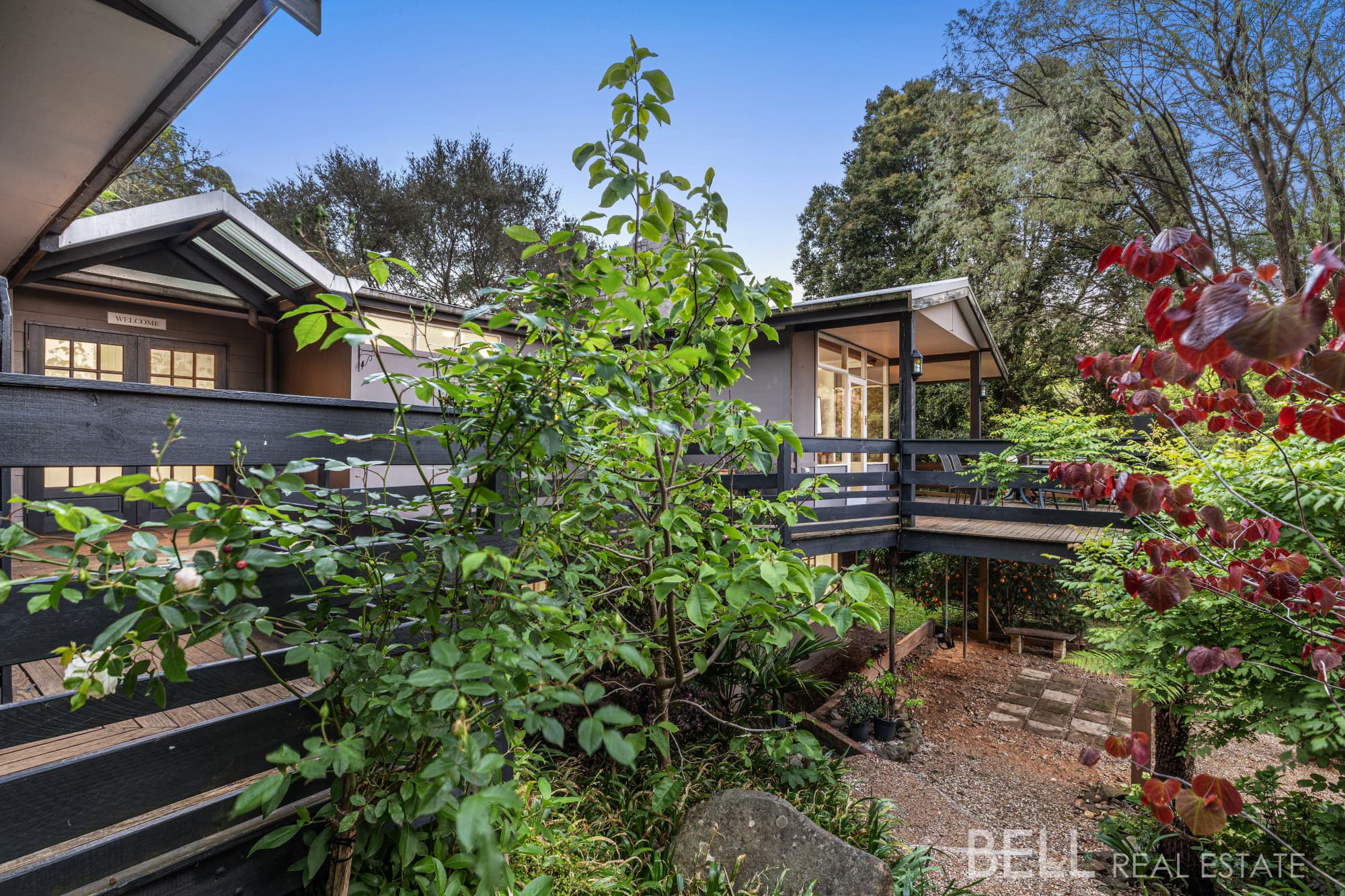 5 Outlook Drive, KALORAMA VIC 3766