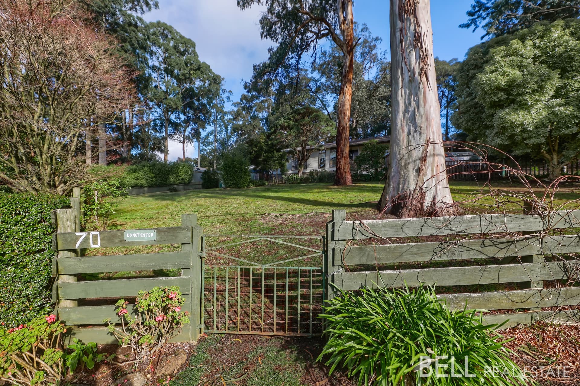 70 Beaconsfield Emerald Road, EMERALD VIC 3782