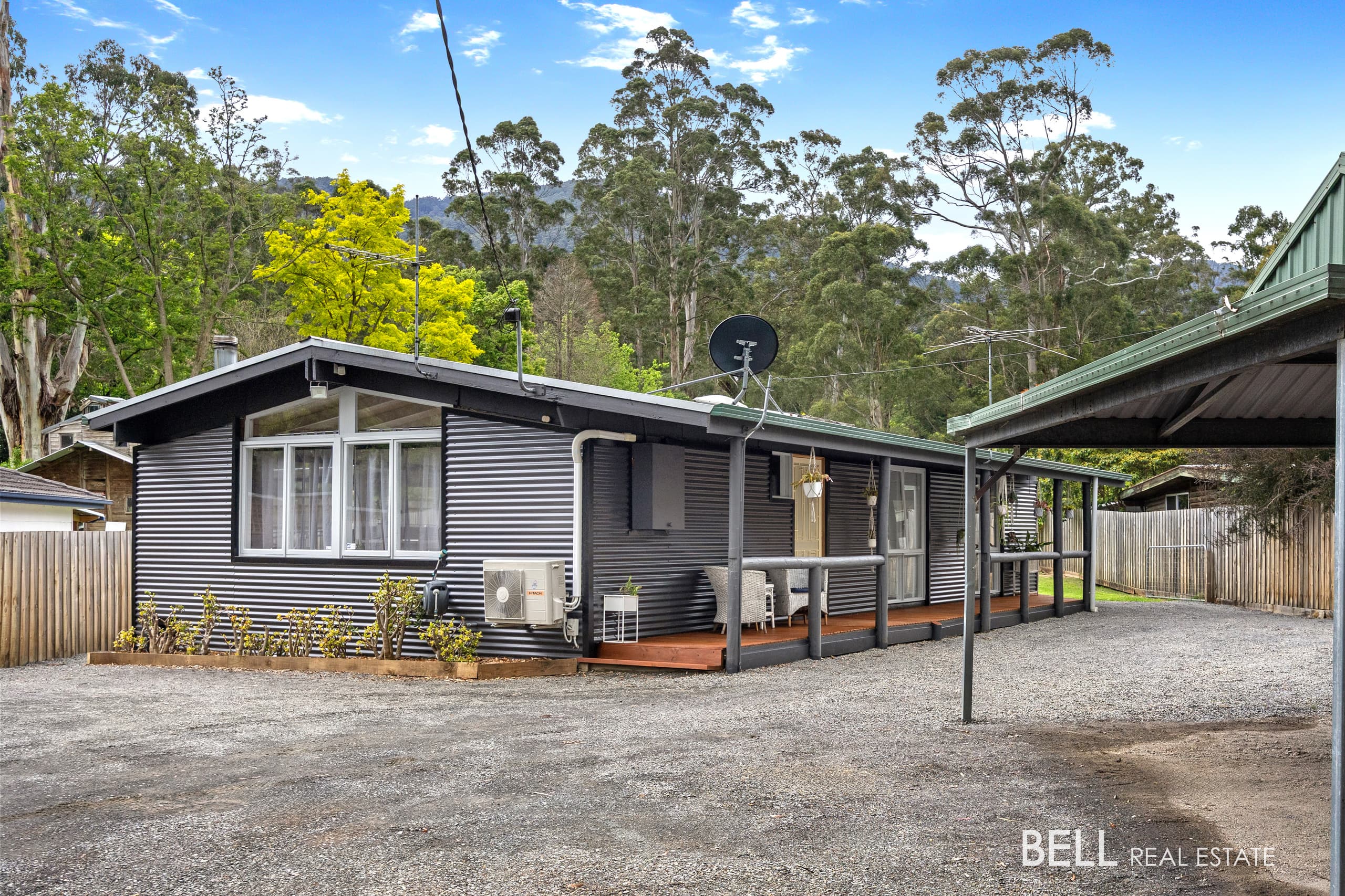 24 River Road, MILLGROVE VIC 3799