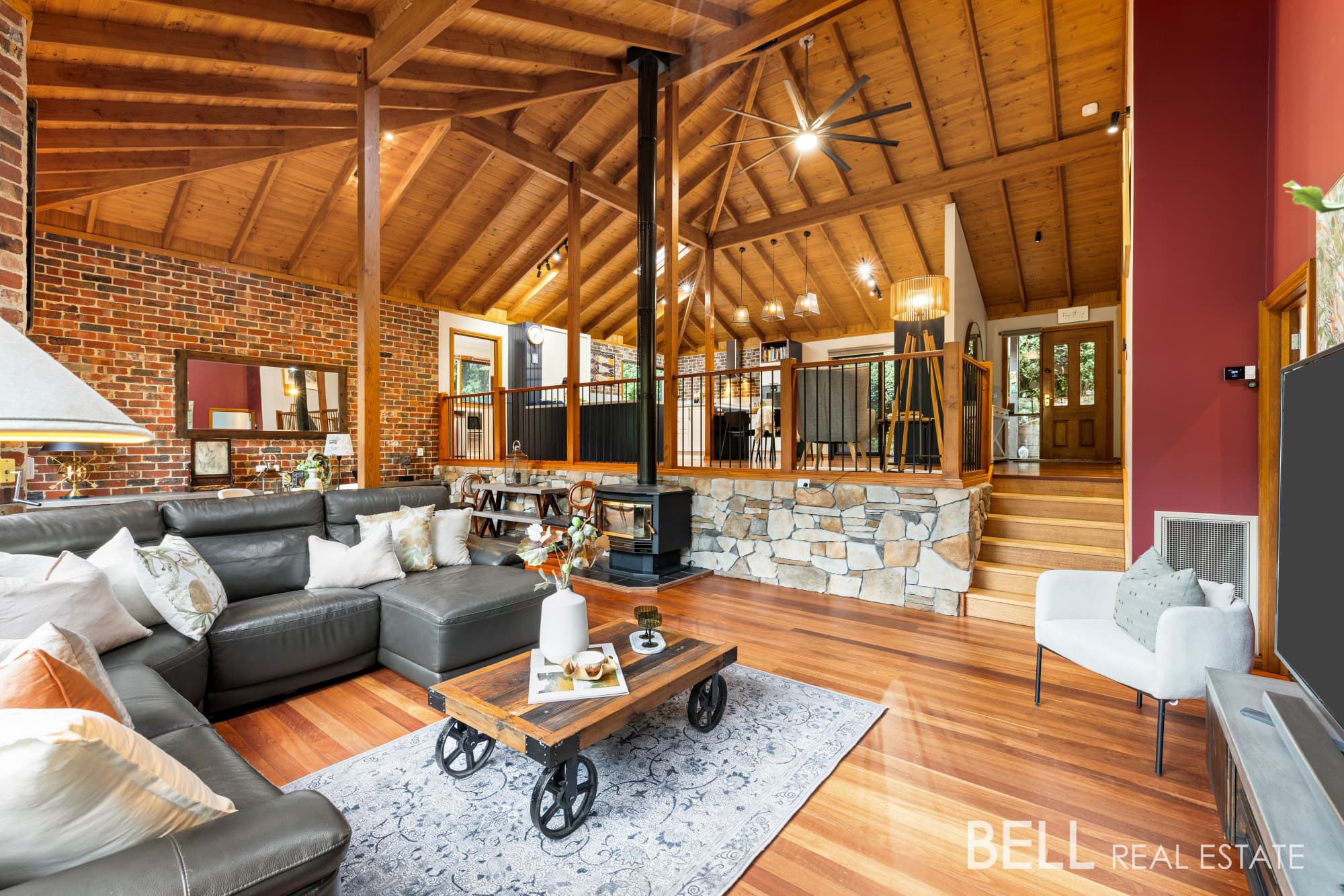 16 Mount View Road, FERNY CREEK VIC 3786