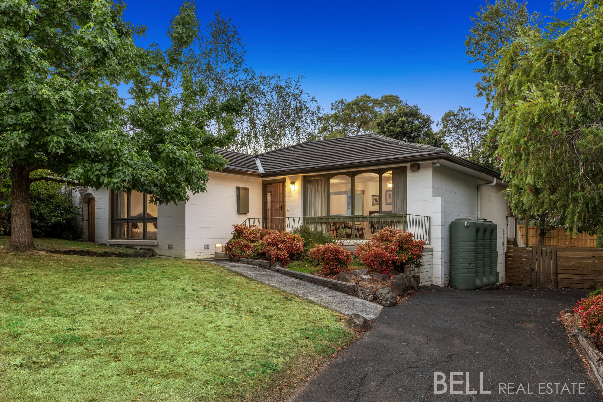 29 Walnut Drive, KILSYTH VIC 3137