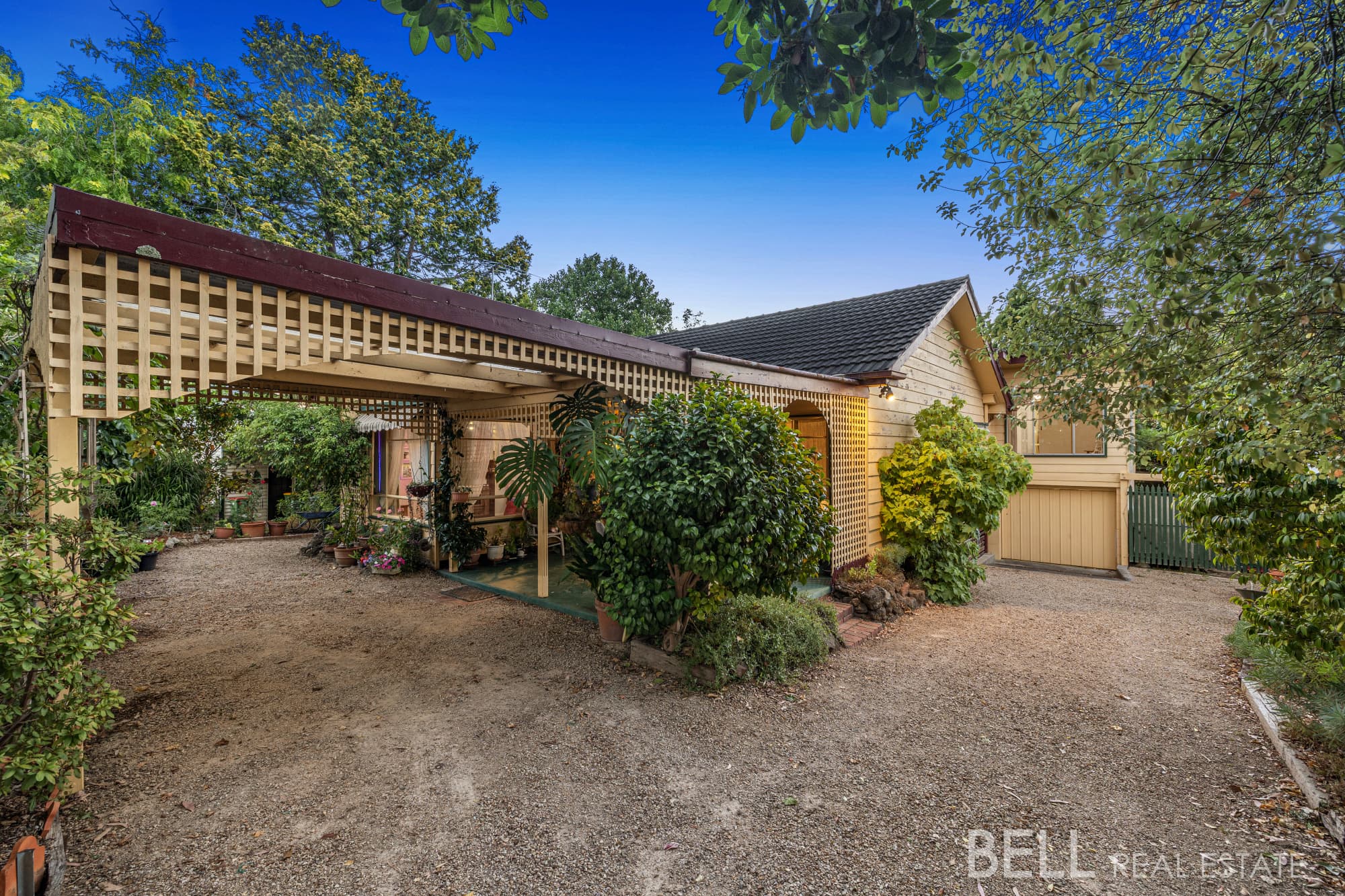 23 Olinda Road, MOUNT EVELYN VIC 3796