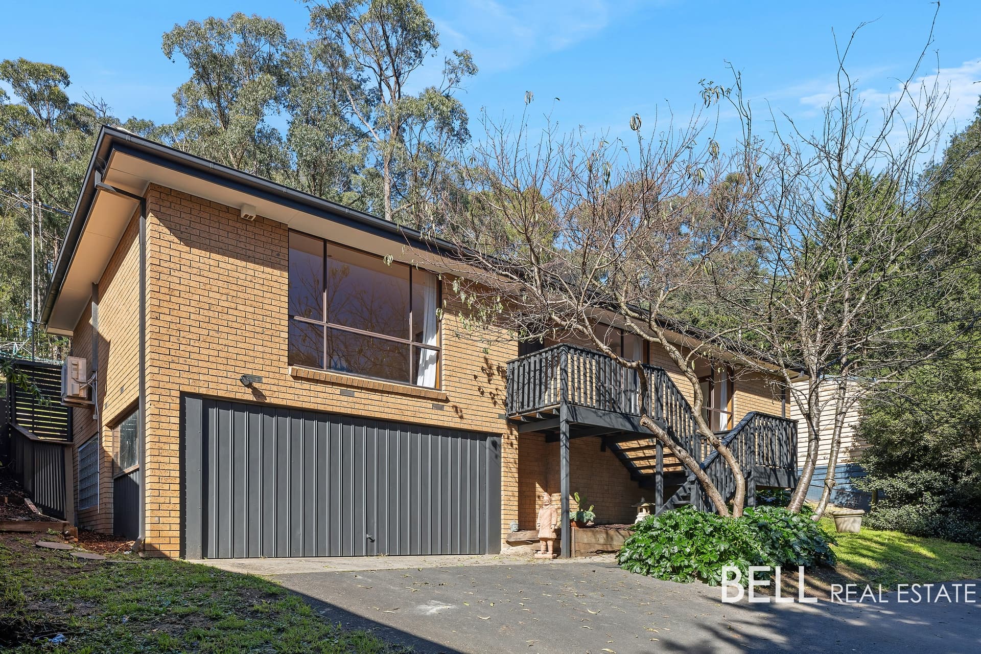 66 Woori Yallock Road, COCKATOO VIC 3781